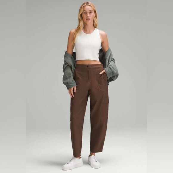 Lululemon Light Utilitech Cargo Pocket High-Rise PantJava...